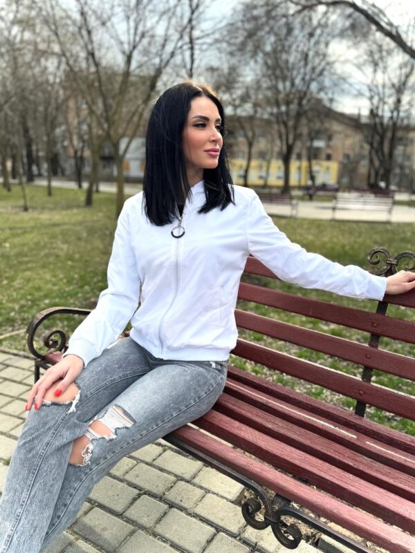 5539106342_zhinocha-vitrovka-z Жіноча вітровка з щільної плащівки "Leland"